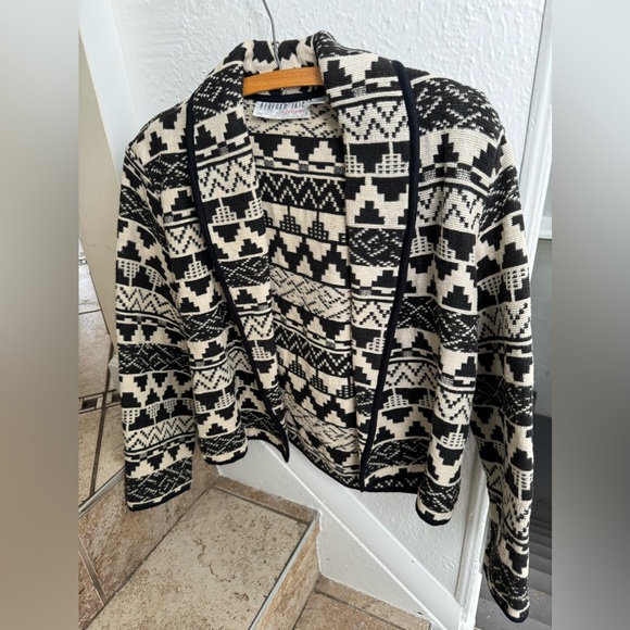 Jacket - black and off white - dry clean only - Picture 1 of 2